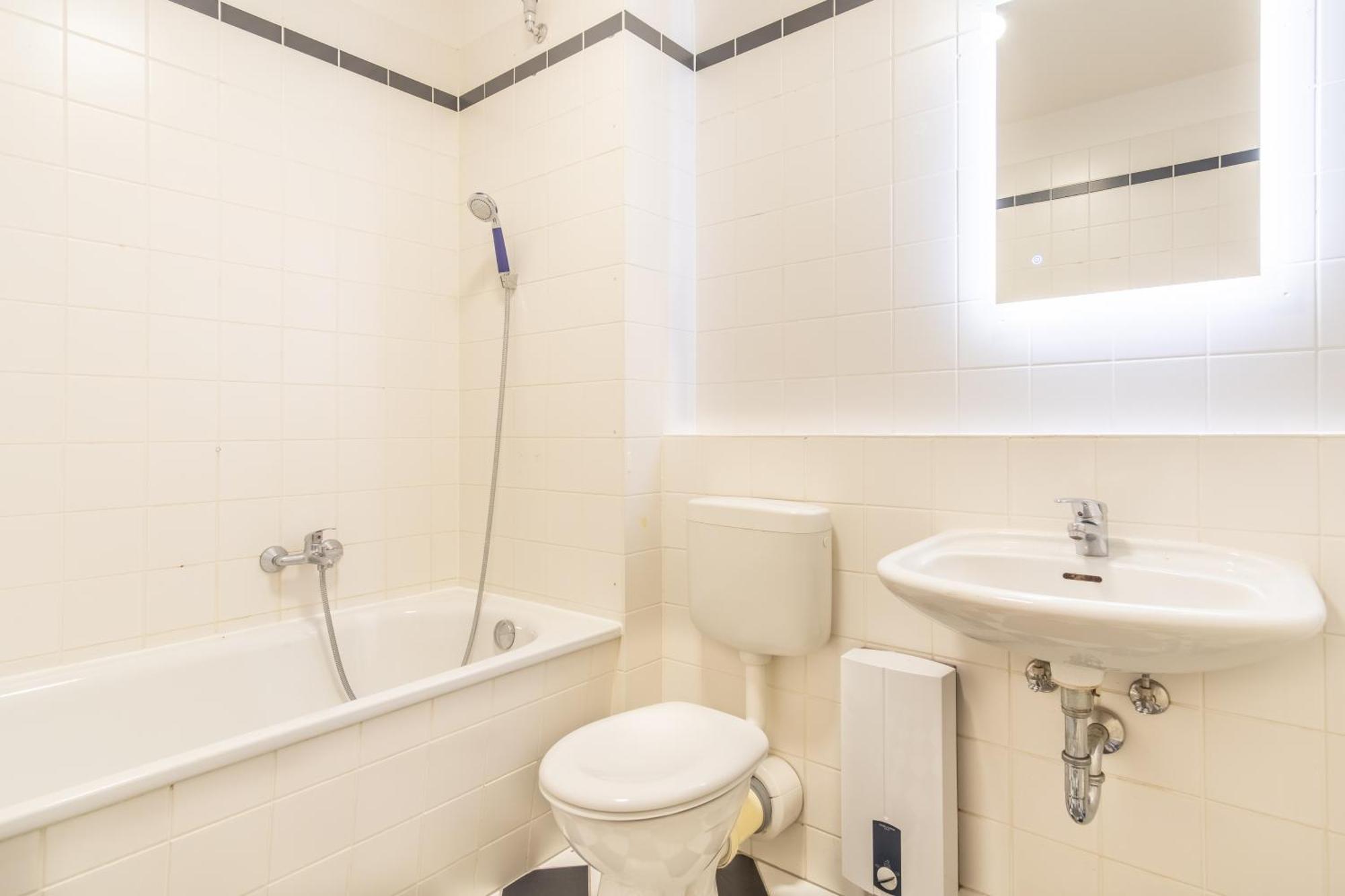 Apartament Balkon, 4K Tv, Kaffee, Netflix Bad Dürrenberg Zewnętrze zdjęcie